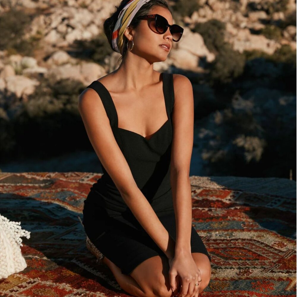 Dress the Population Nicole Sweetheart Neck Fitted Dress